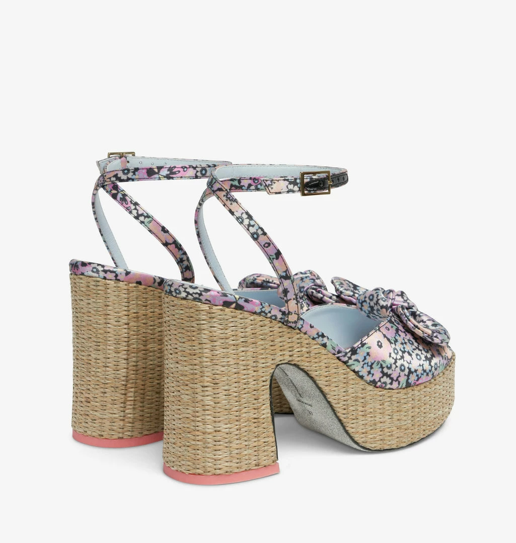 COM Chiara Ferragni SHOES GARDEN FLOWER SANDAL