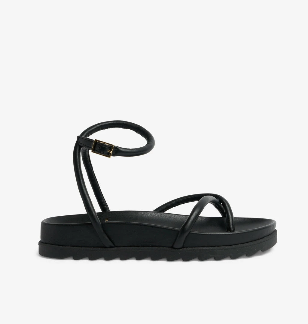 COM Chiara Ferragni THONG SANDAL