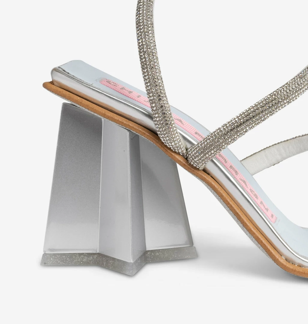 COM Chiara Ferragni SHOES ANDROMEDA