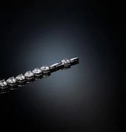 COM Chiara Ferragni INFINITY LOVE HORIZONTAL TENNIS BRACELET BIG JEWELS AND WATCHES